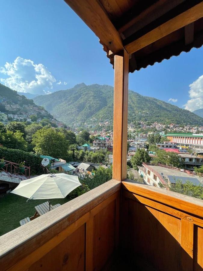 Shobla Kaathkuni Royale Hotell Kulu Exteriör bild